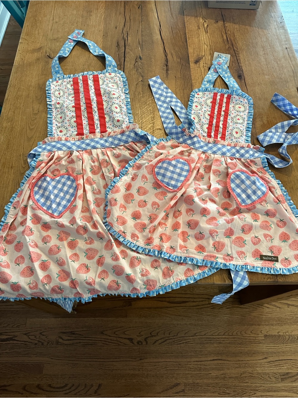 Matilda Jane Big Sister Little Sister matching aprons